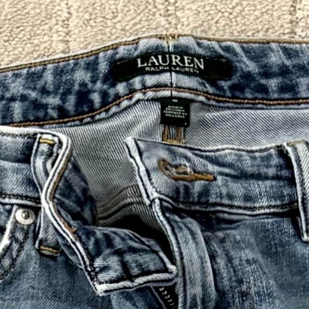 Lauren Ralph Lauren Estate Distressed Denim Jeans light wash denim zip button - Picture 6 of 10